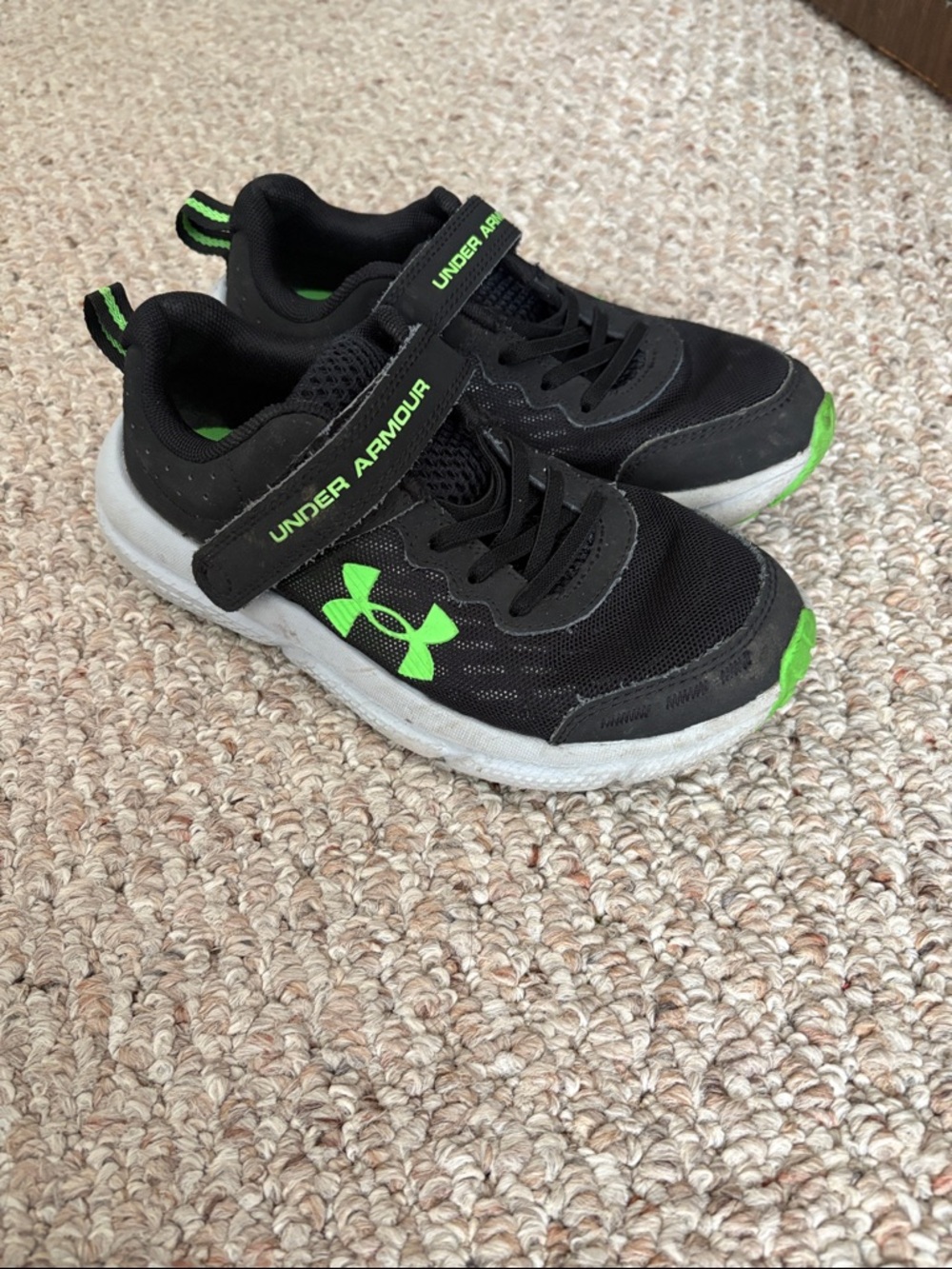 Under Armour Black Sneakers with Neon Green Accents - Kids